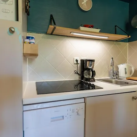 Beautiful Flat For 6 With Swimming Pool Tennis Court And Parking Apartment